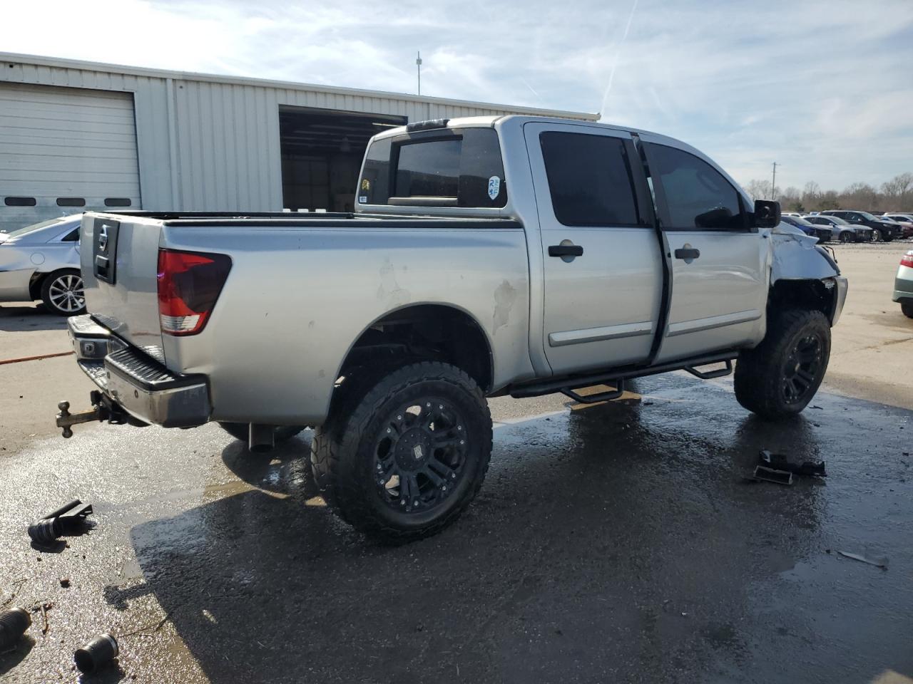 2006 Nissan Titan - Image 3
