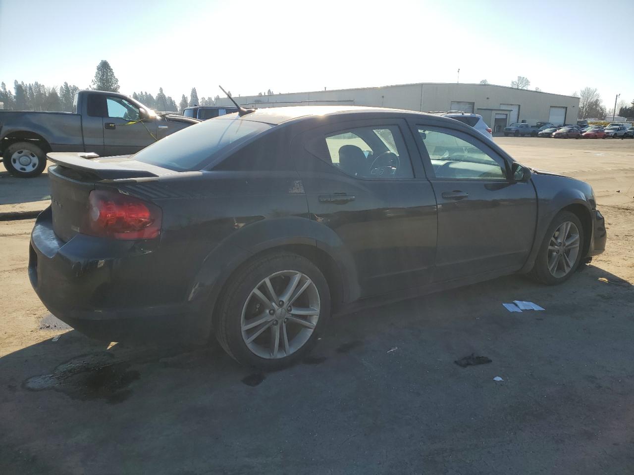 2011 Dodge Avenger - Image 3