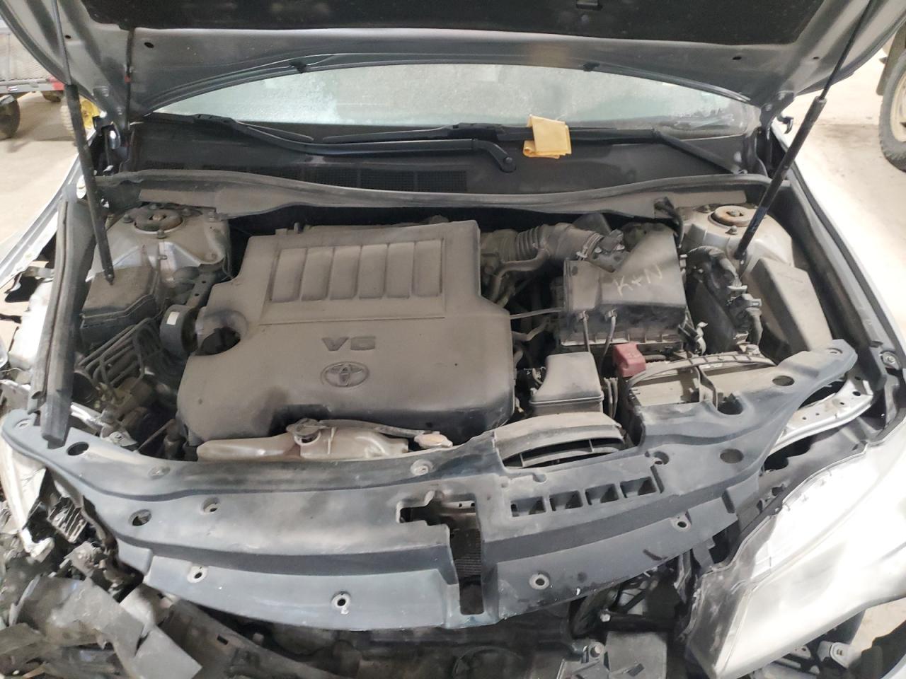 2015 Toyota Camry - Image 12