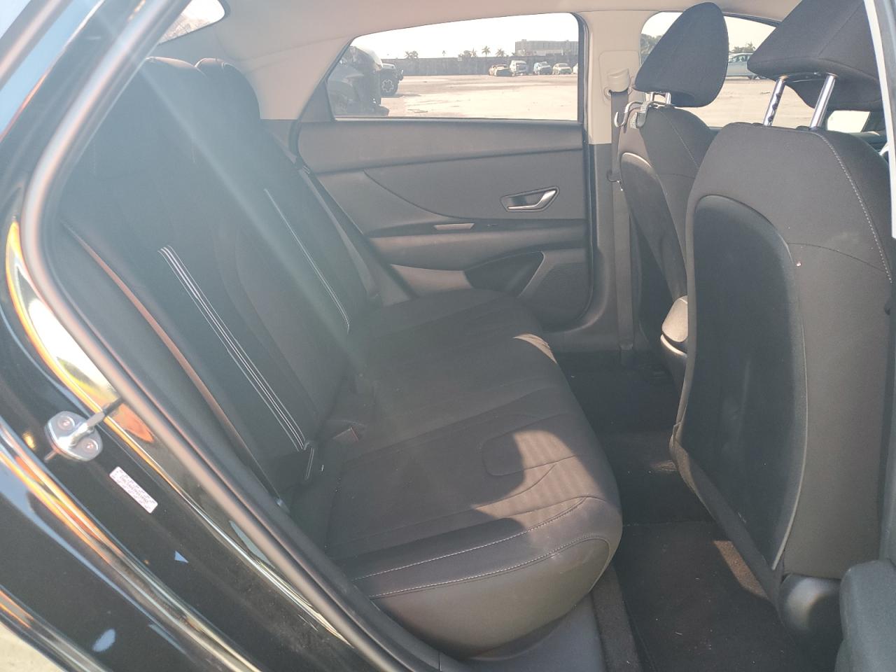 2023 Hyundai Elantra - Image 10
