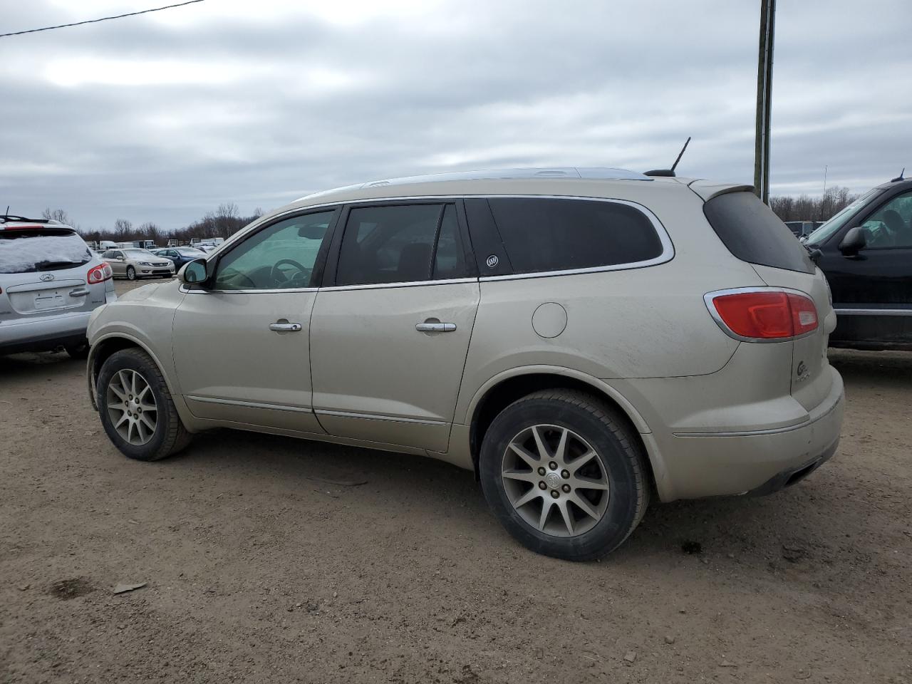 VIN 5GAKVBKD7HJ205361 2017 BUICK ENCLAVE no.2