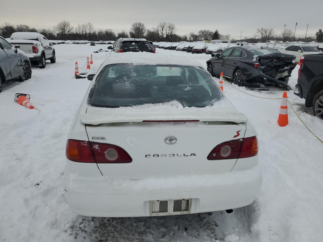 2001 Toyota Corolla Ce VIN: 2T1BR12E31C402275 Lot: 87354254