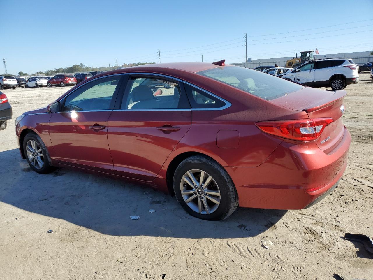 5NPE24AF4GH398899 2016 HYUNDAI SONATA - Image 2