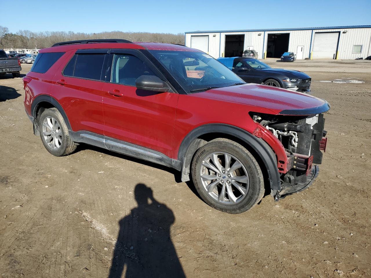 2023 Ford Explorer - Image 4