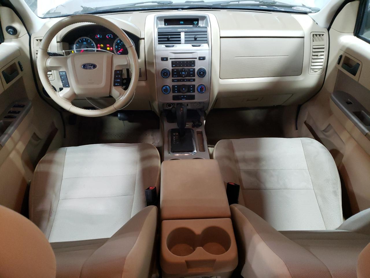 2010 Ford Escape - Image 8