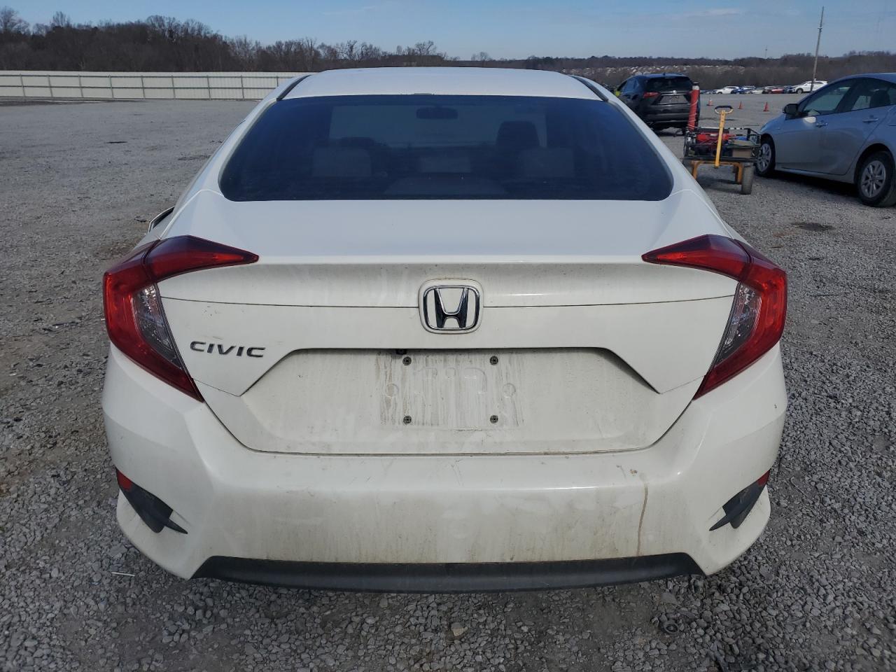 2018 Honda Civic - Image 6
