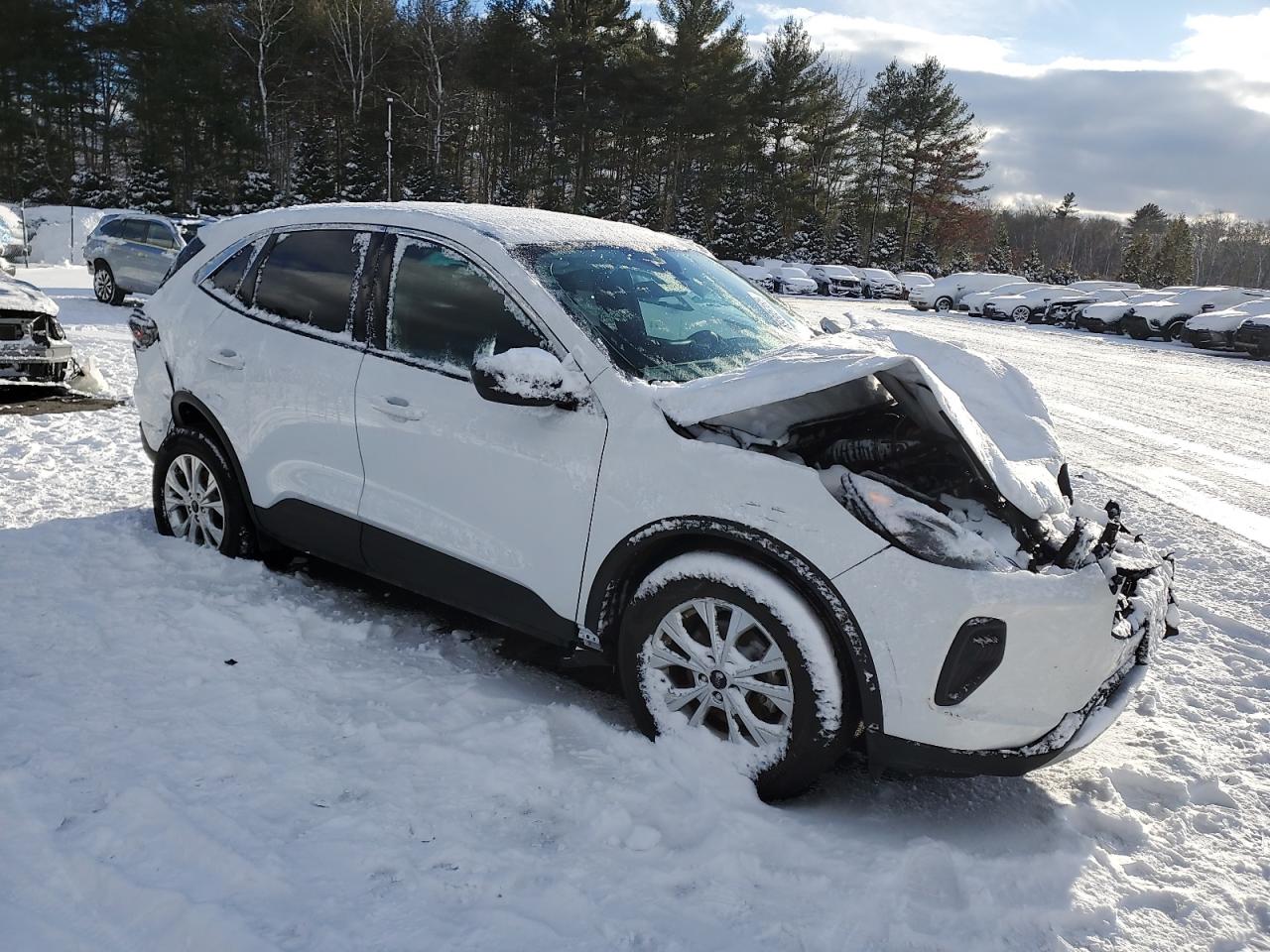 2023 Ford Escape - Image 4
