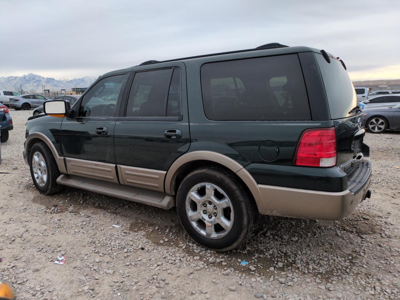 2004 Ford Expedition - Image 2
