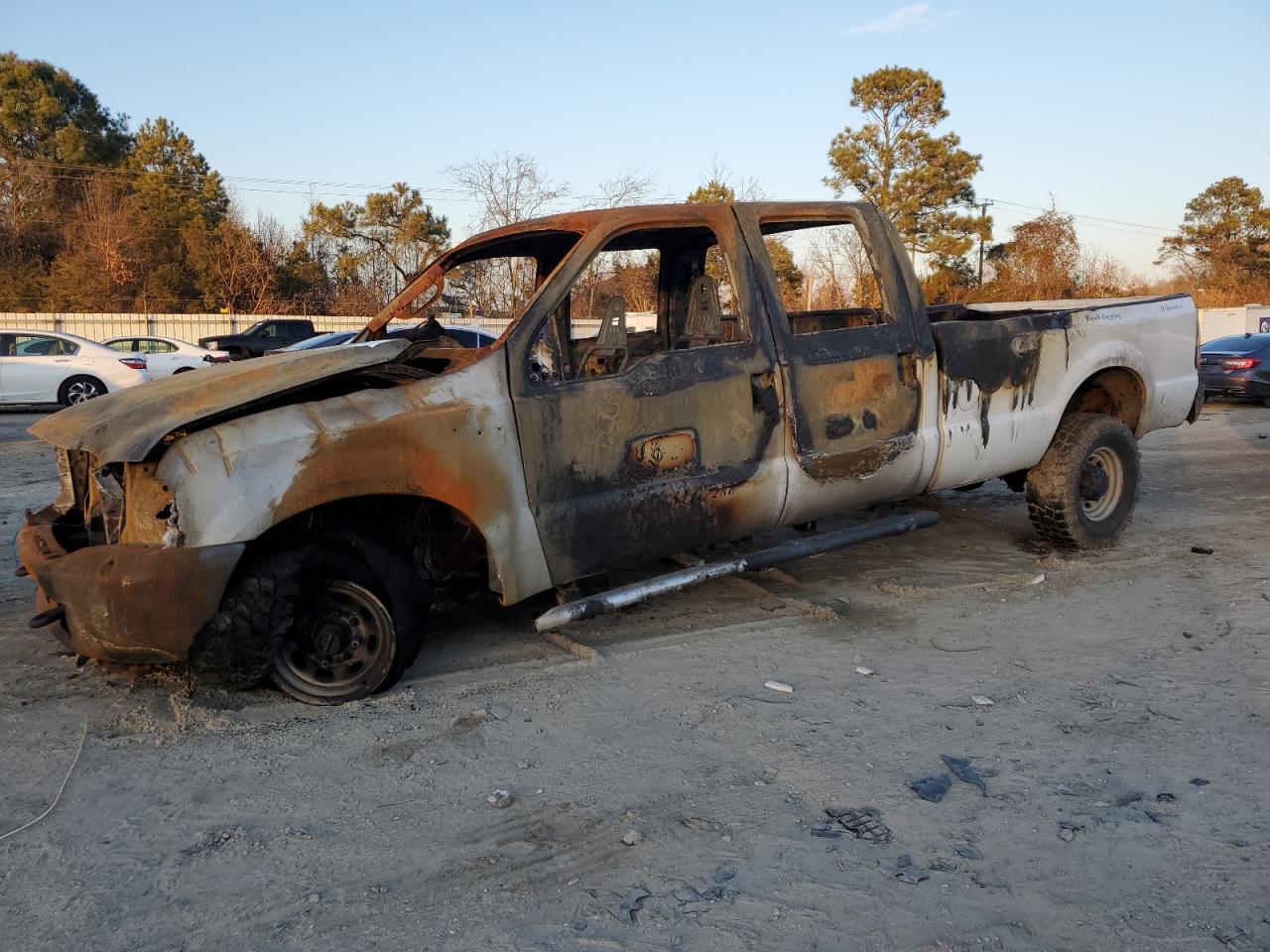 2004 Ford F350 - Image 1