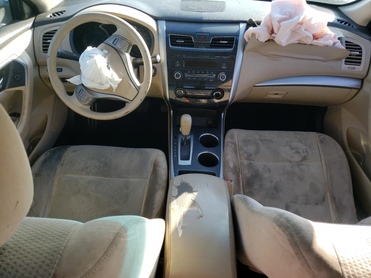 2015 Nissan Altima - Image 8