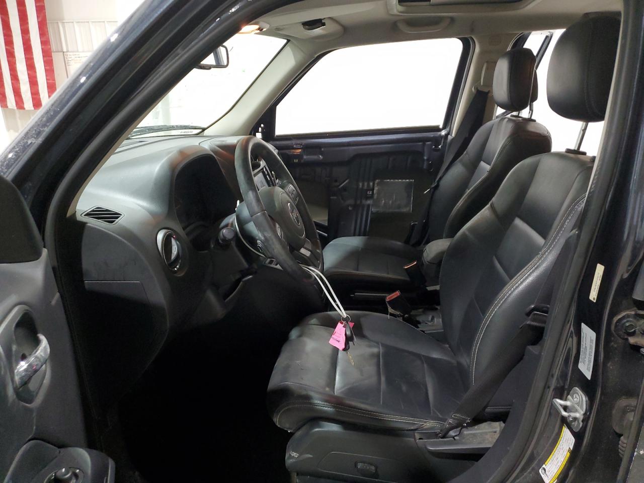 2015 Jeep Liberty (Patriot) - Image 7