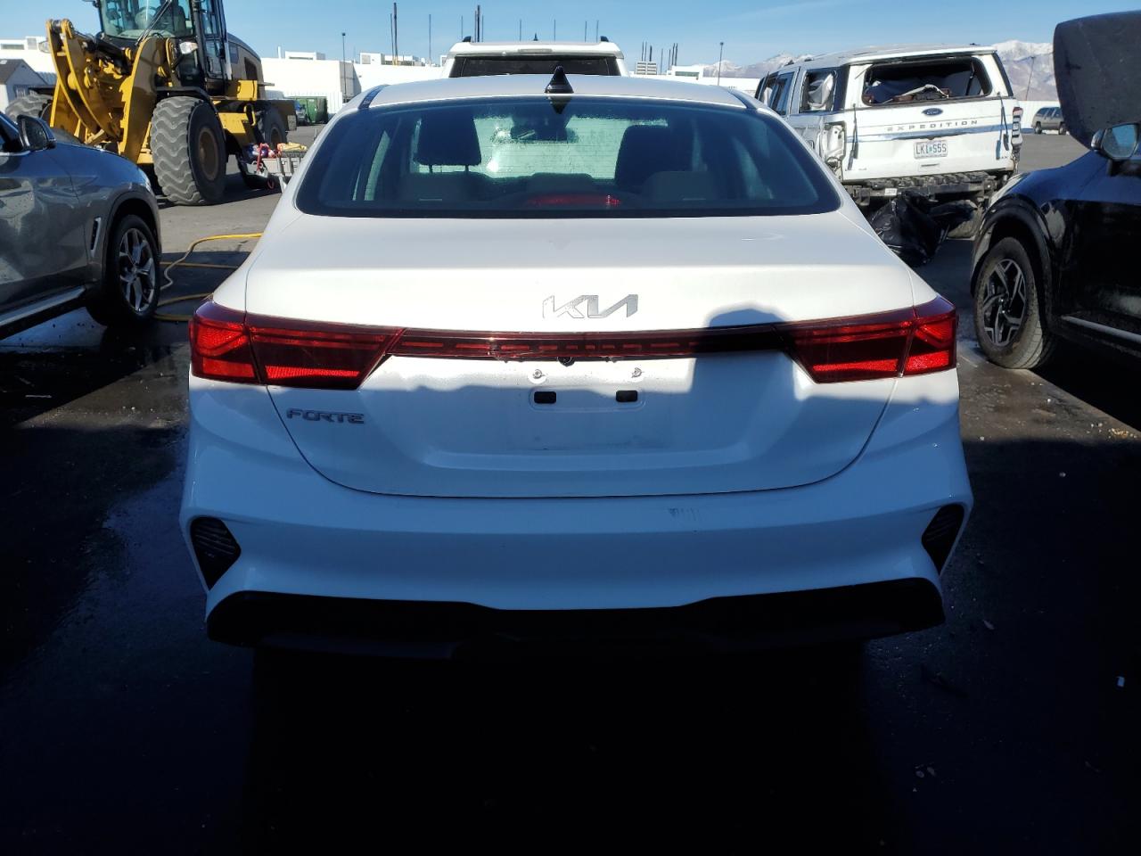 2024 Kia Forte - Image 6