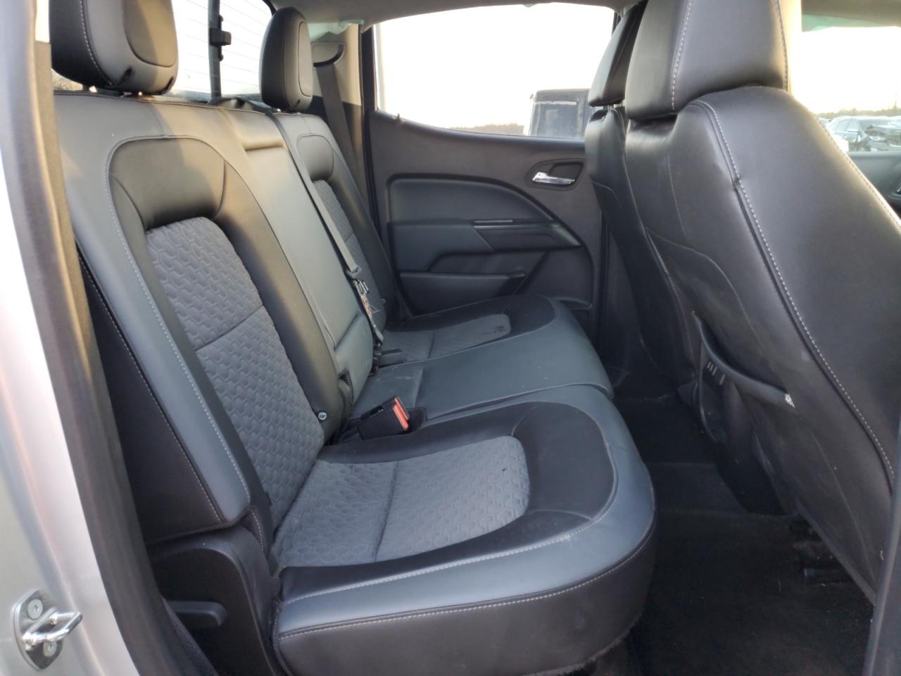 2017 Chevrolet Colorado - Image 10