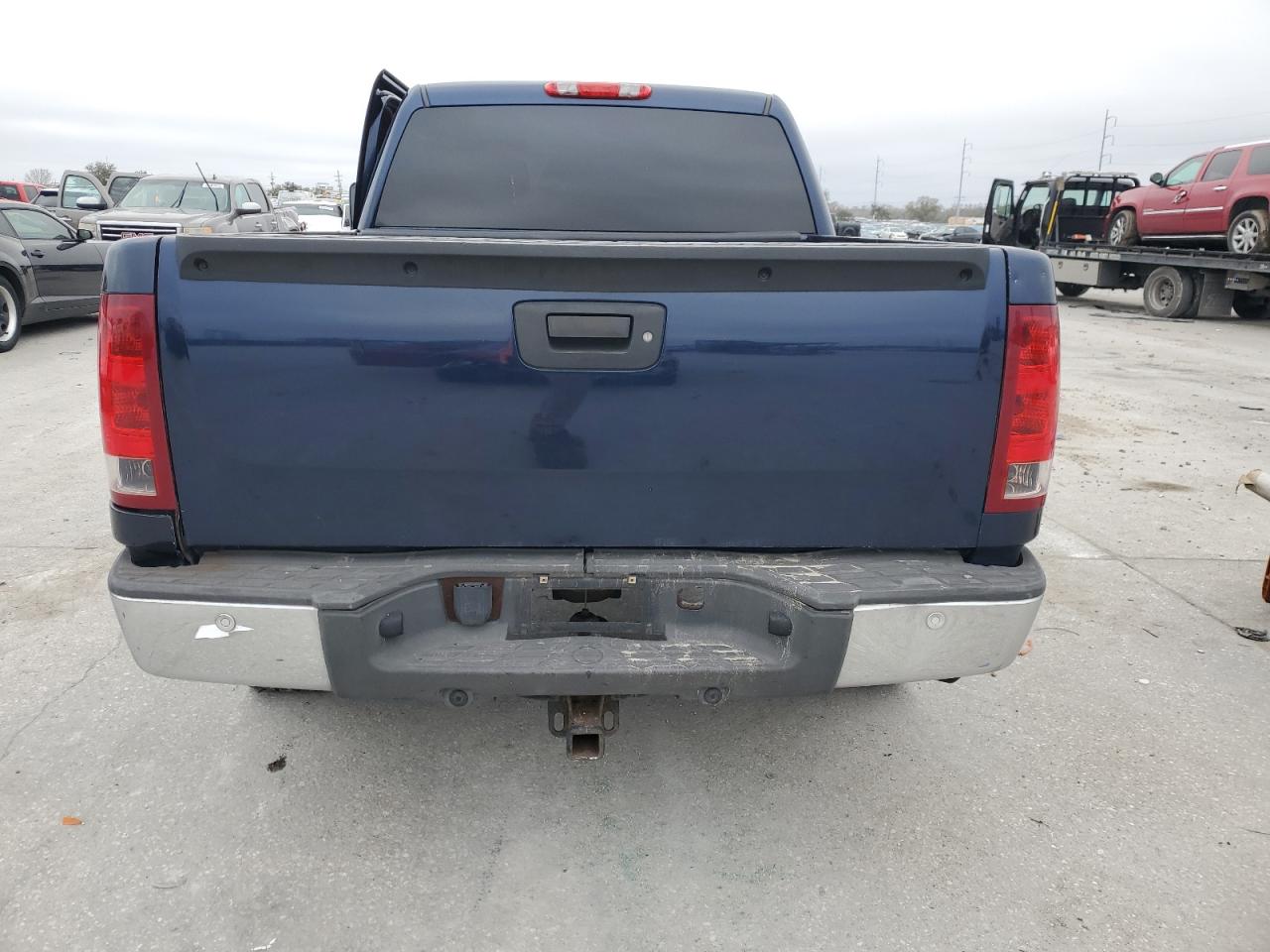 2010 GMC Sierra - Image 6
