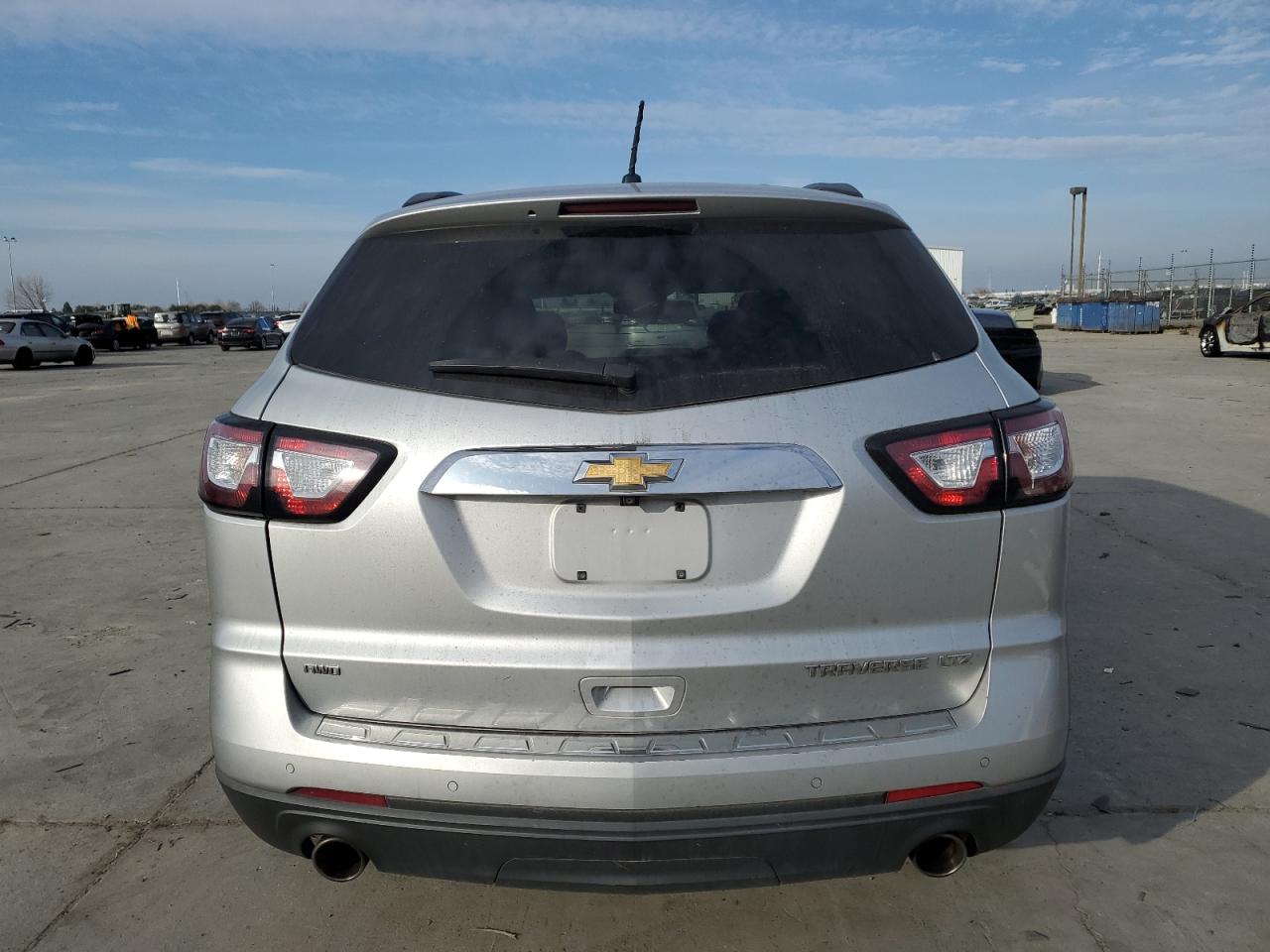 2015 Chevrolet Traverse - Image 6