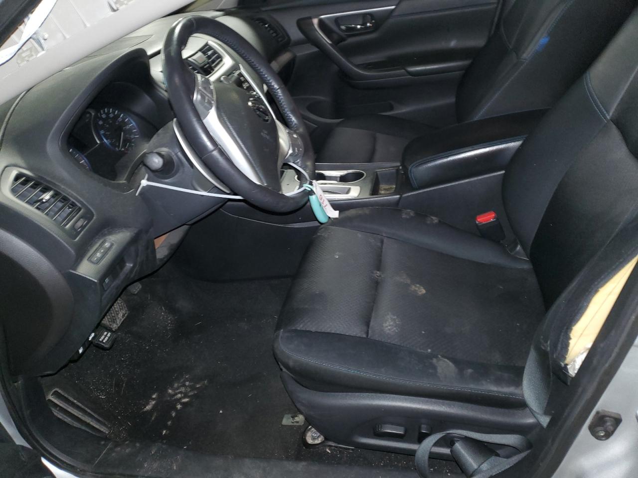 2017 Nissan Altima - Image 7