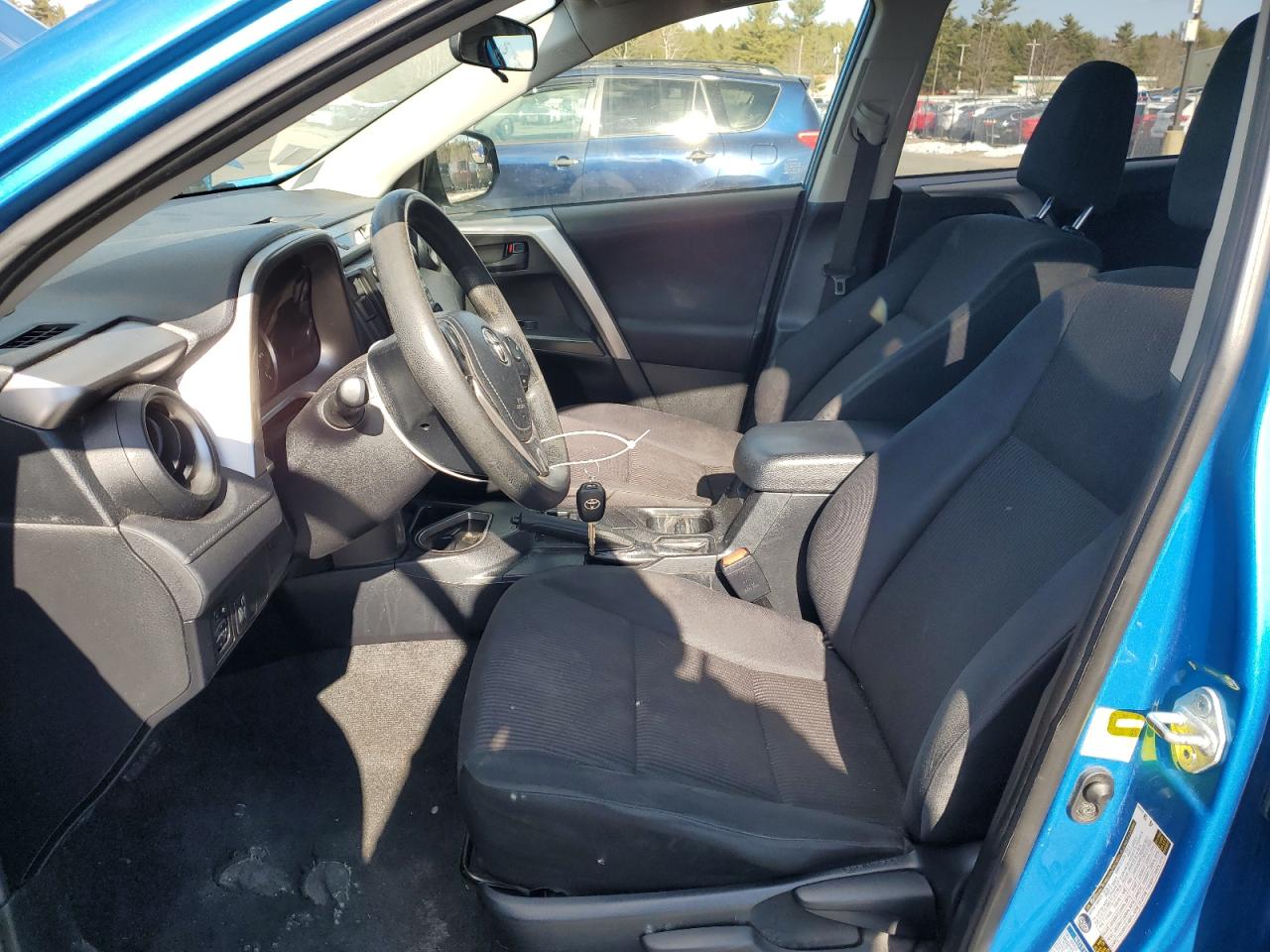 2016 Toyota RAV 4 - Image 7