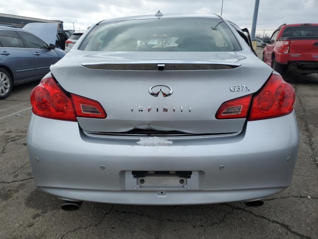  INFINITI G37 2013 Сріблястий