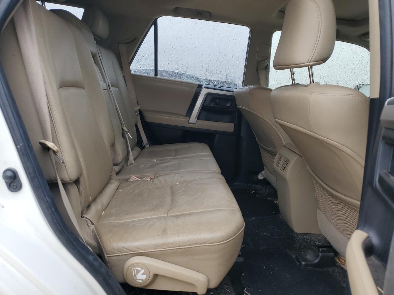 2011 Toyota 4Runner - Image 12