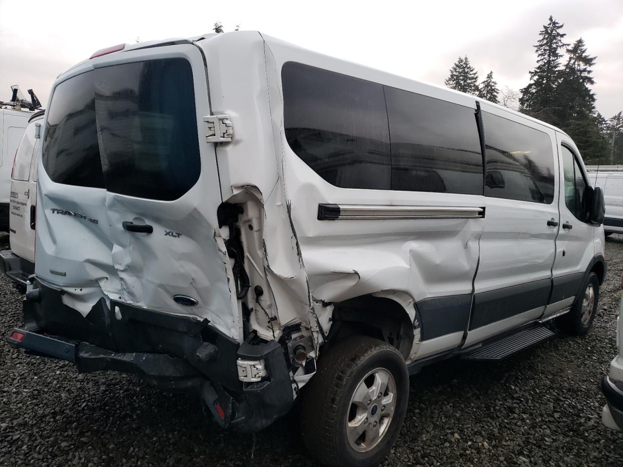 VIN 1FBZX2YG2JKA97275 2018 FORD TRANSIT no.3