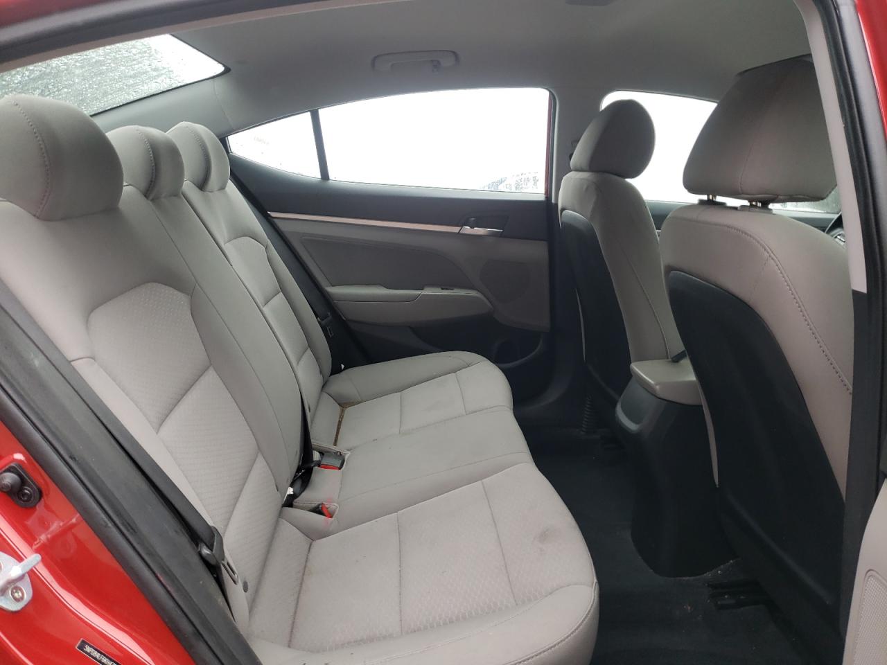 2019 Hyundai Elantra - Image 10