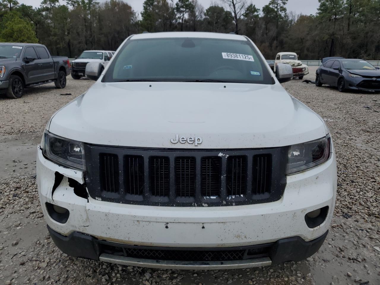 2013 Jeep Grand Cherokee - Image 5