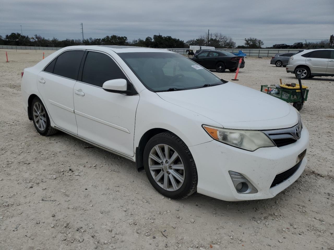 2014 Toyota Camry - Image 4