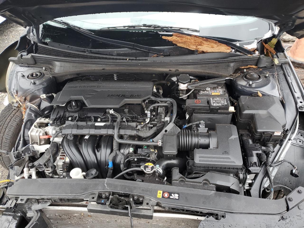 2023 Hyundai Elantra - Image 11