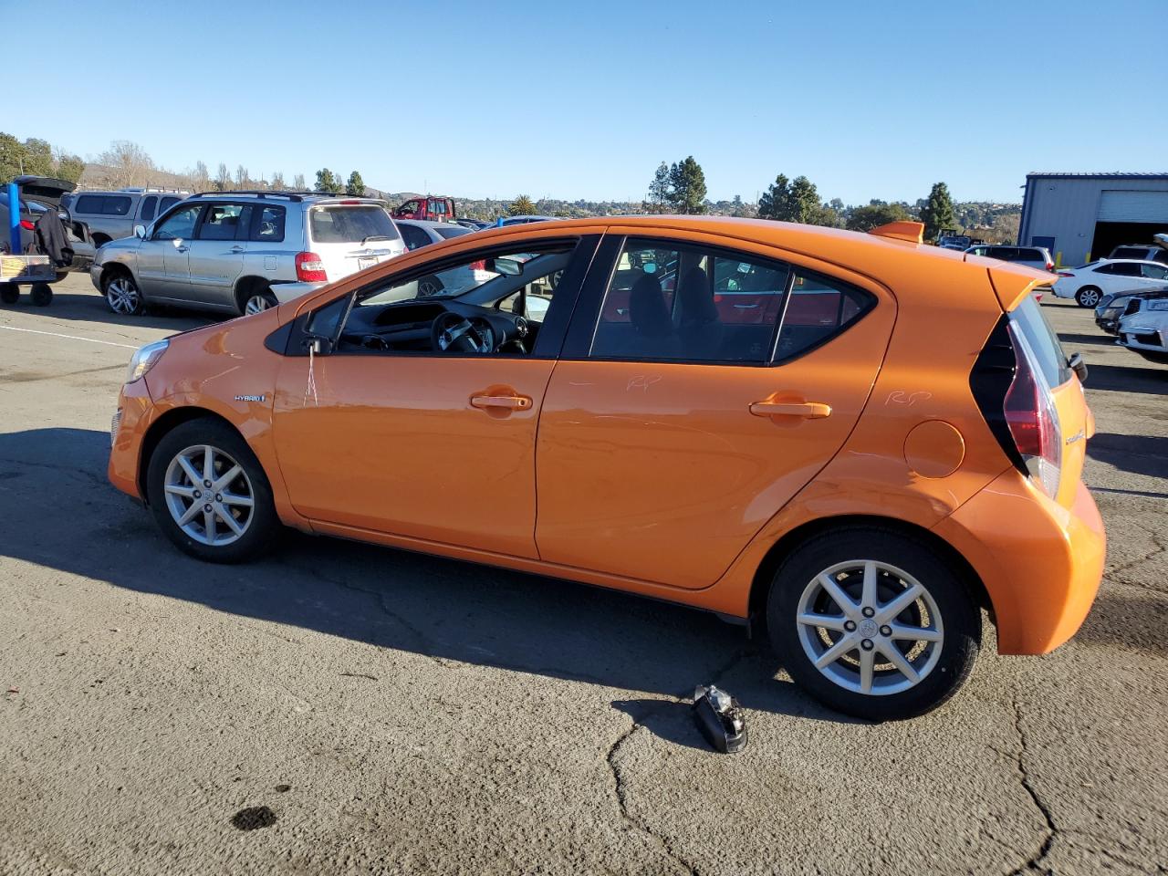 VIN JTDKDTB3XG1115974 2016 TOYOTA PRIUS no.2