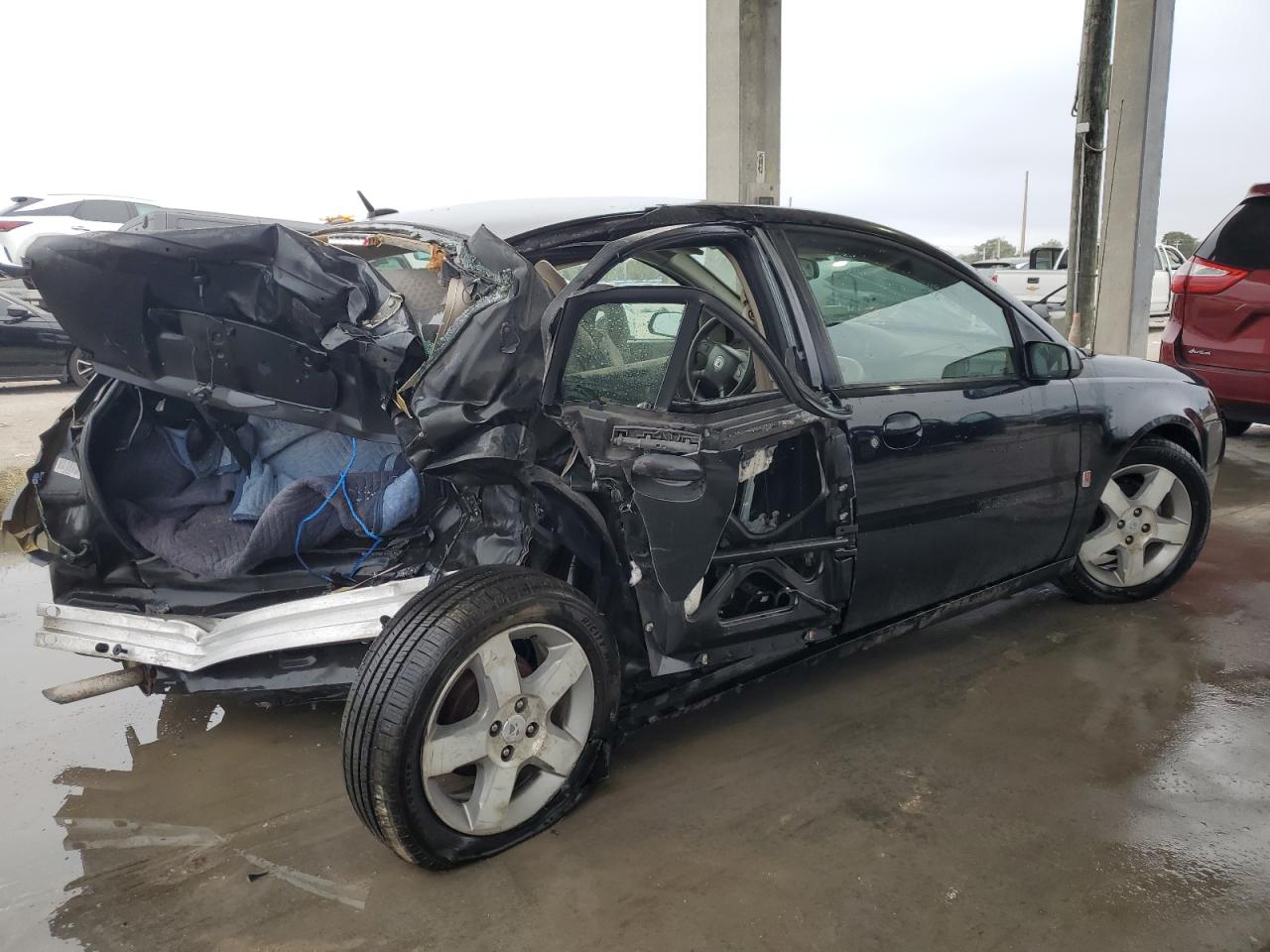 2007 Saturn ION - Image 3