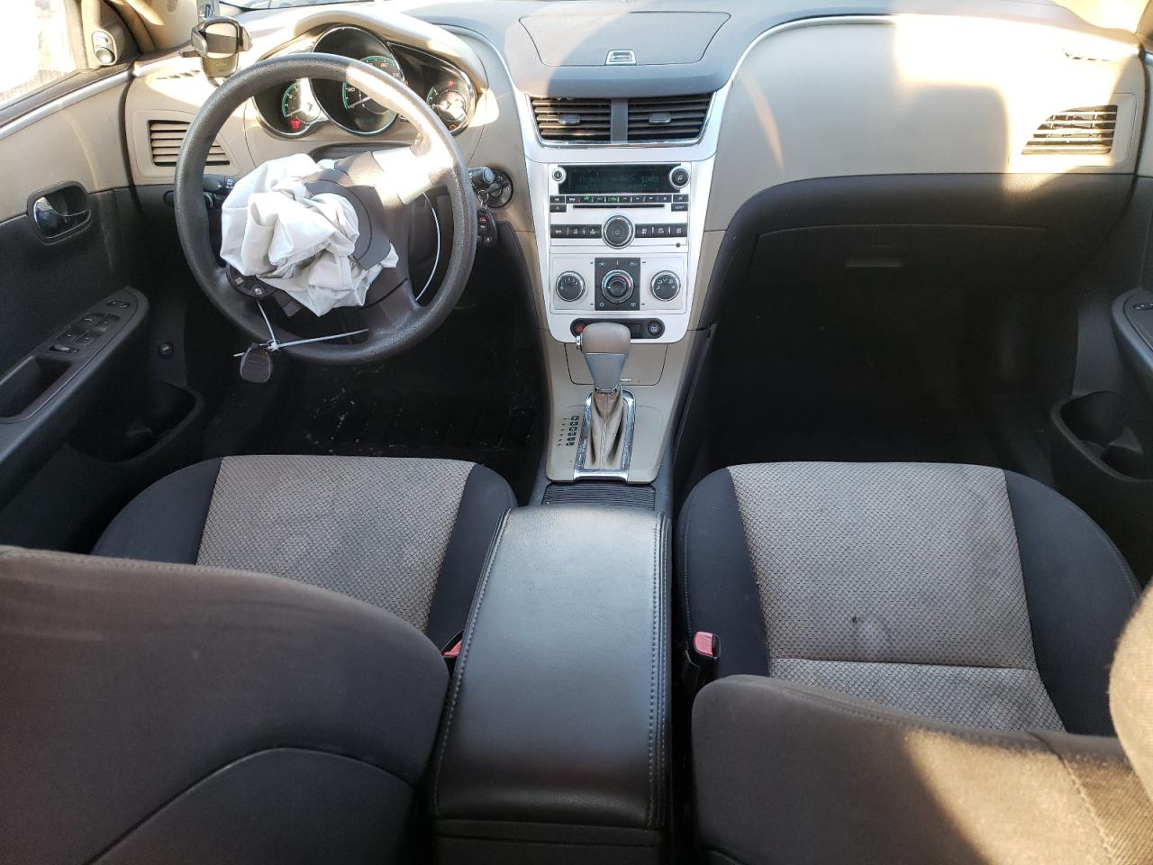 2009 Chevrolet Malibu - Image 8