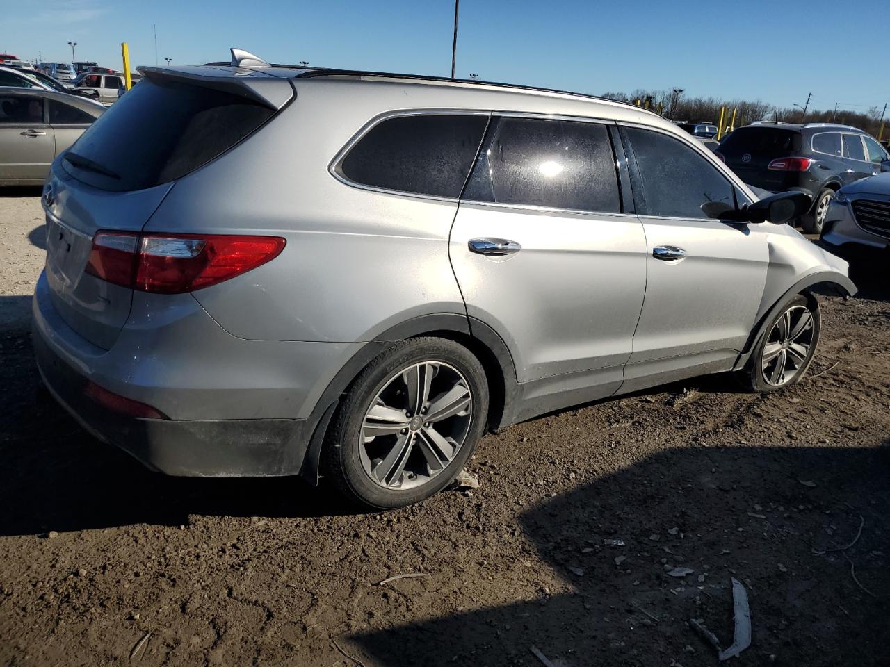 2014 Hyundai Santa Fe - Image 3