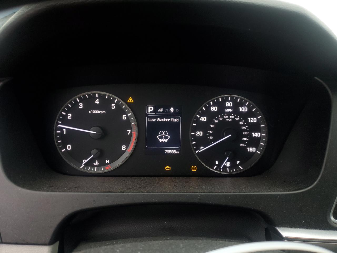 2017 Hyundai Sonata - Image 9