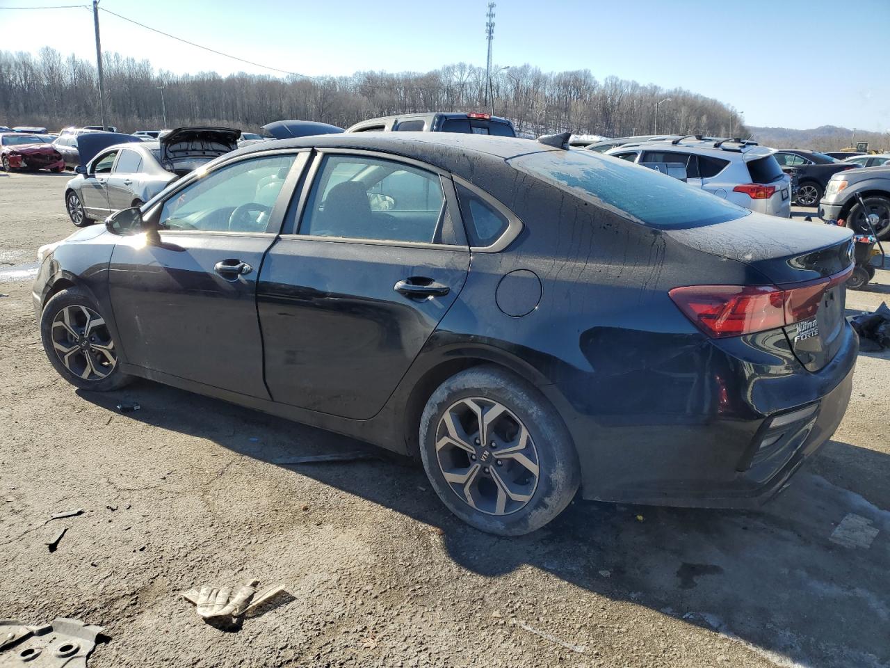 2021 Kia Forte - Image 2