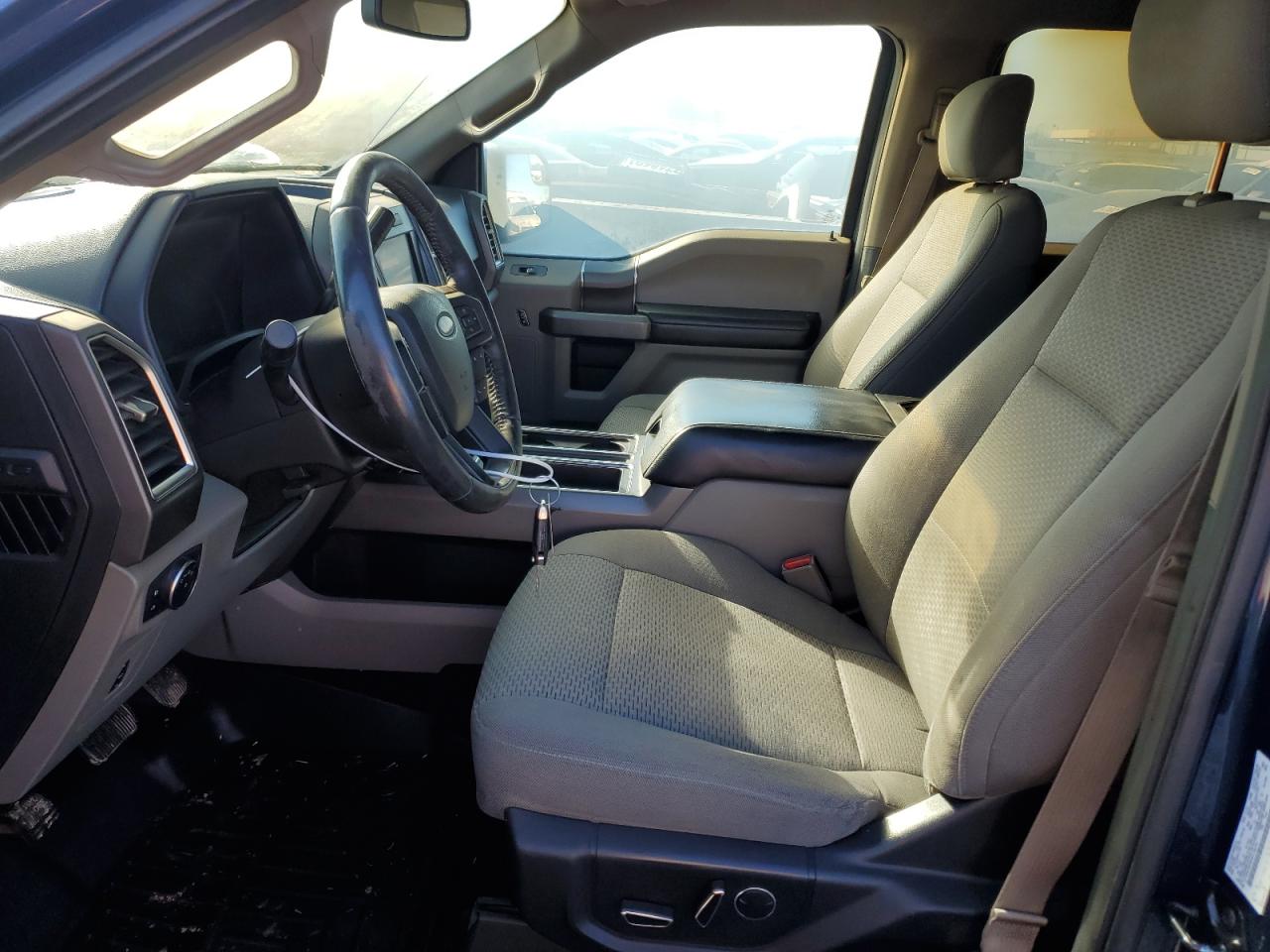 2017 Ford F-150 - Image 7