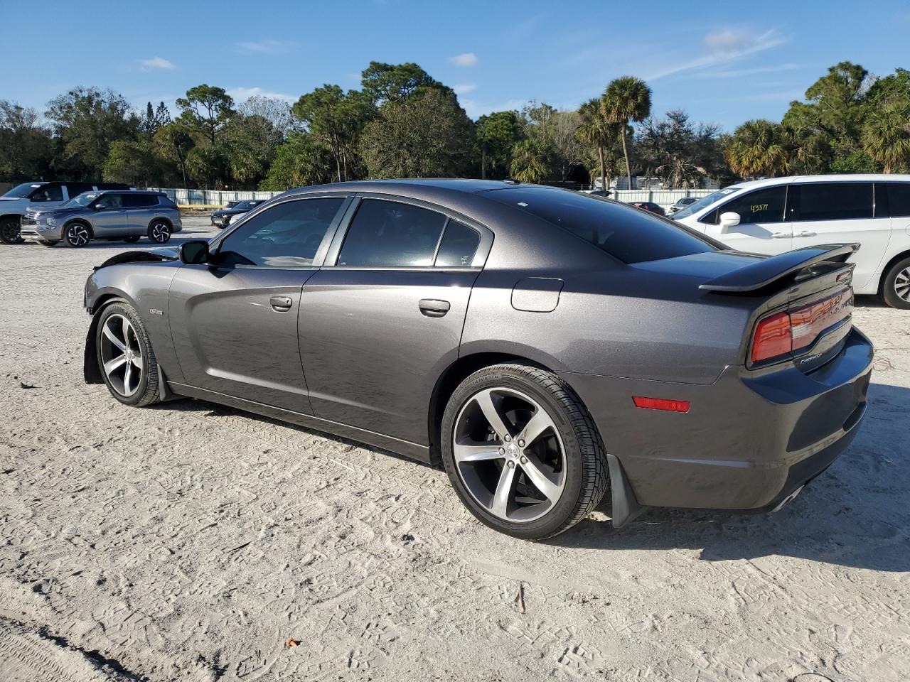 VIN 2C3CDXCT1EH319169 2014 DODGE CHARGER no.2