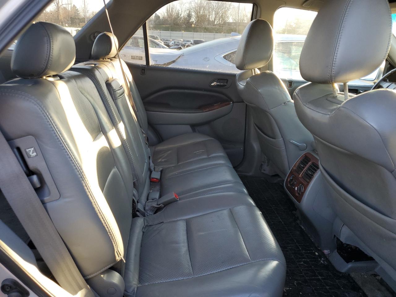 2003 Acura MDX - Image 11