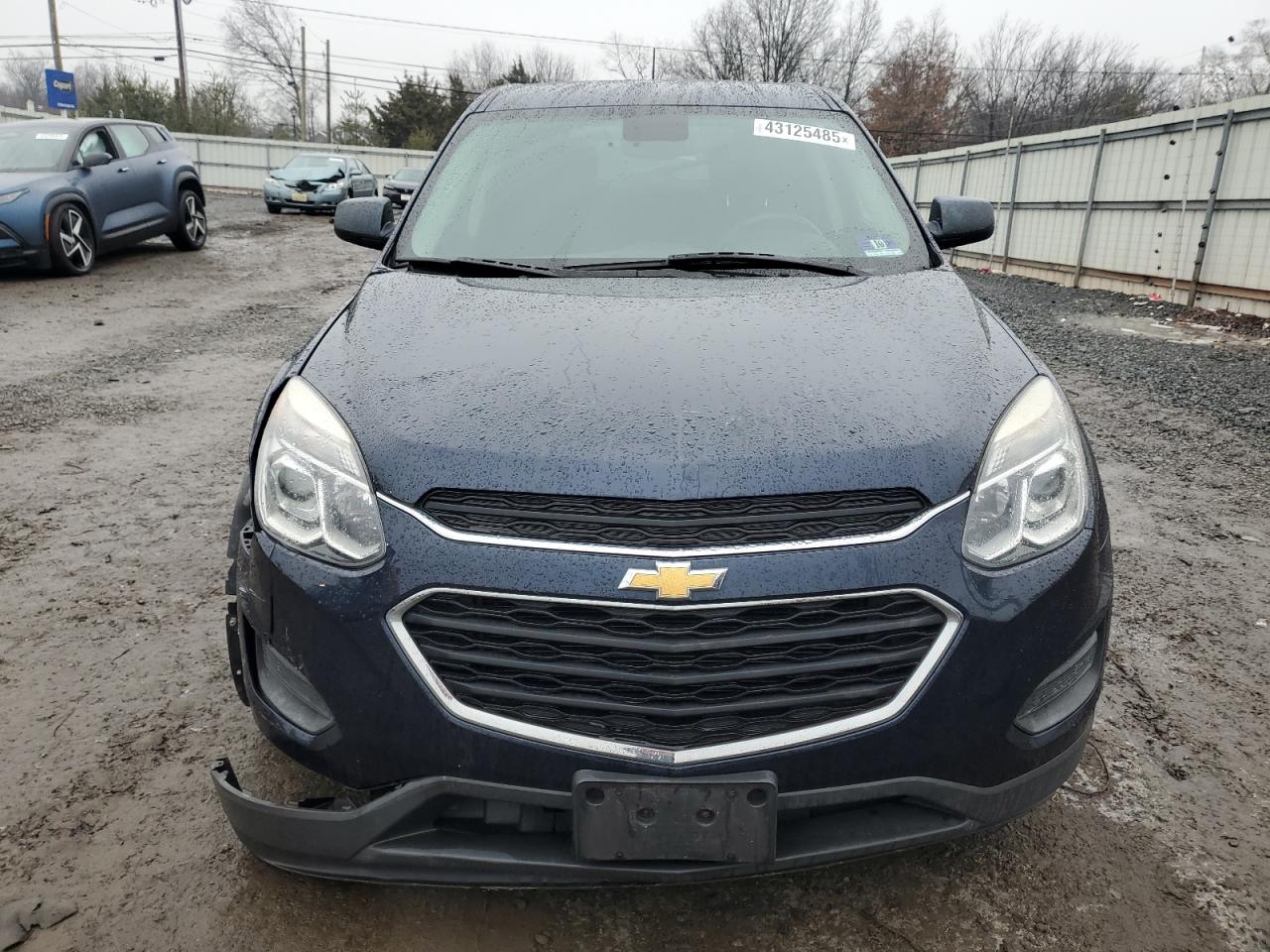 2017 Chevrolet Equinox - Image 5