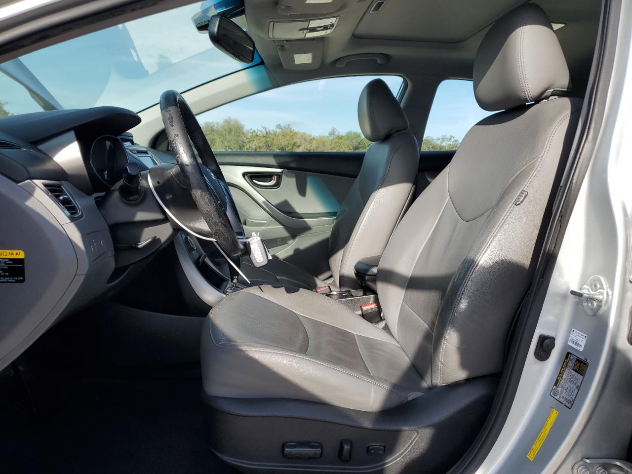 2013 Hyundai Elantra - Image 7