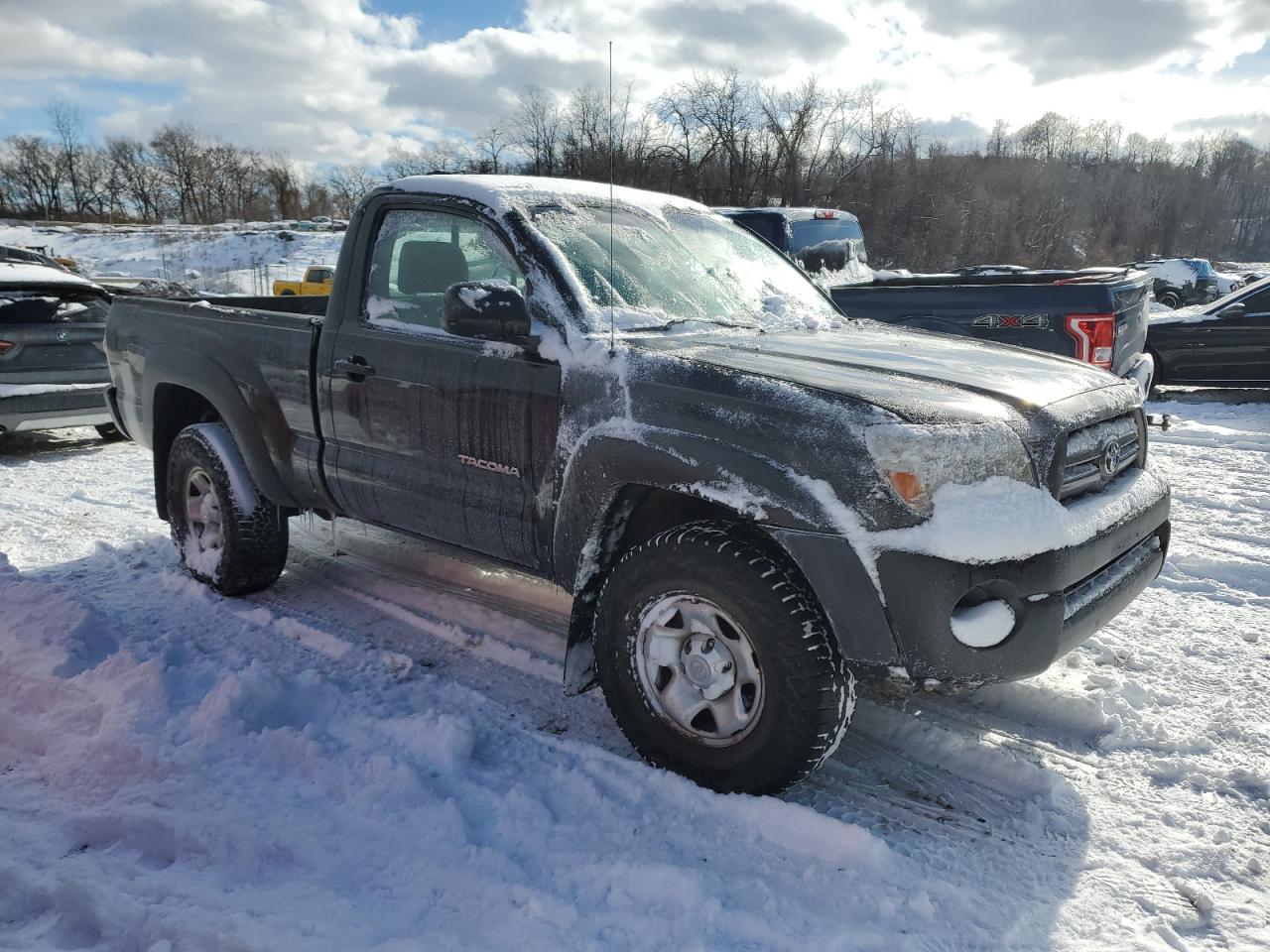 2009 Toyota Tacoma - Image 4