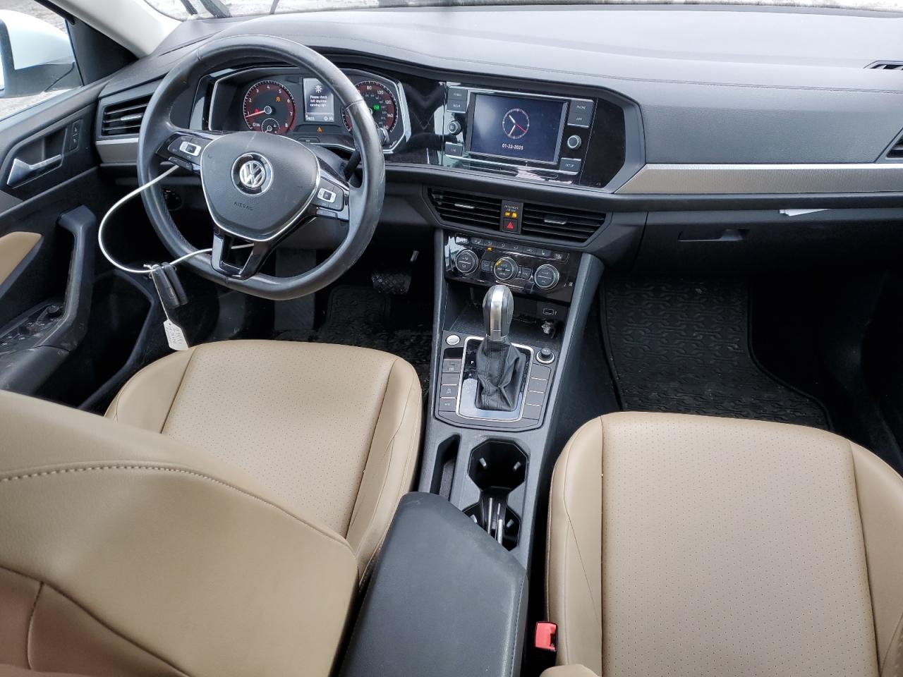 2019 Volkswagen Jetta - Image 8