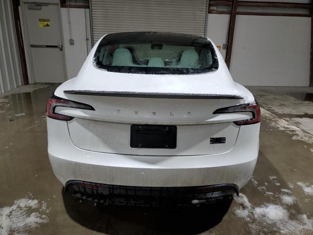  TESLA MODEL 3 2024 Білий