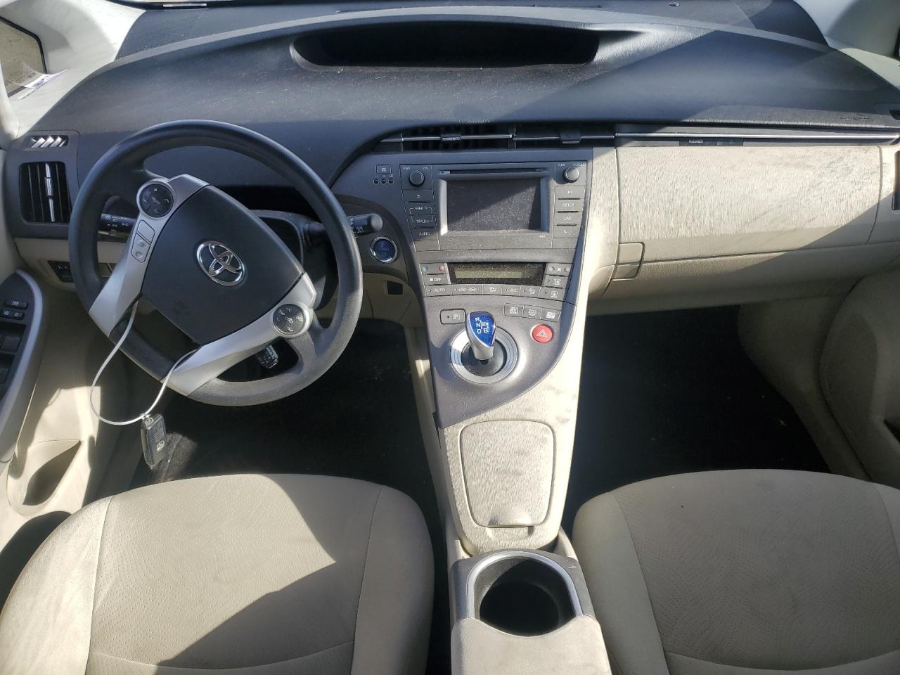 2012 Toyota Prius - Image 8