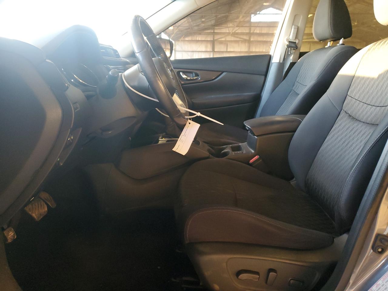2018 Nissan Rogue - Image 7