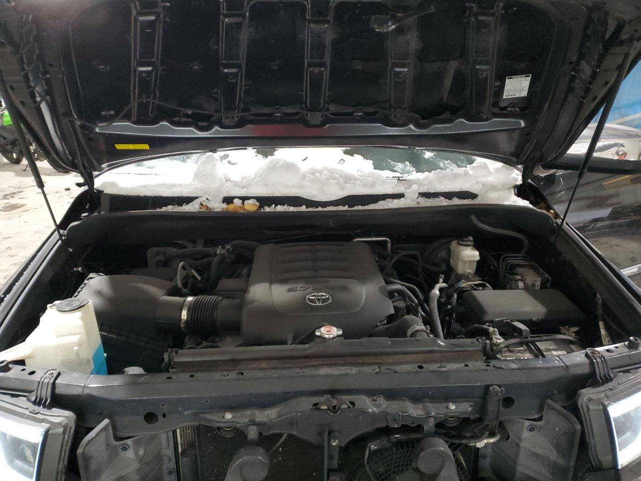 2018 Toyota Sequoia - Image 12