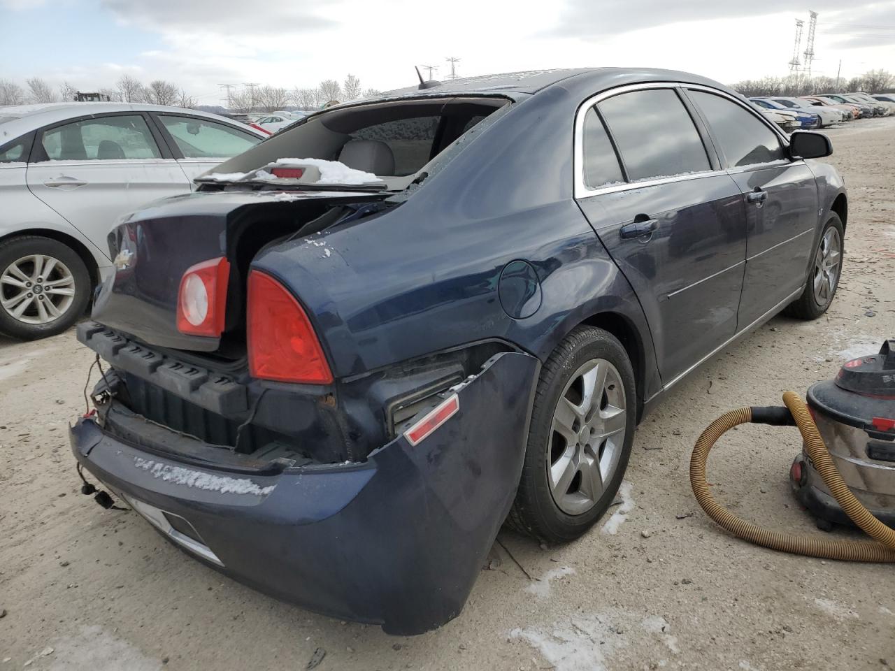 2009 Chevrolet Malibu - Image 3