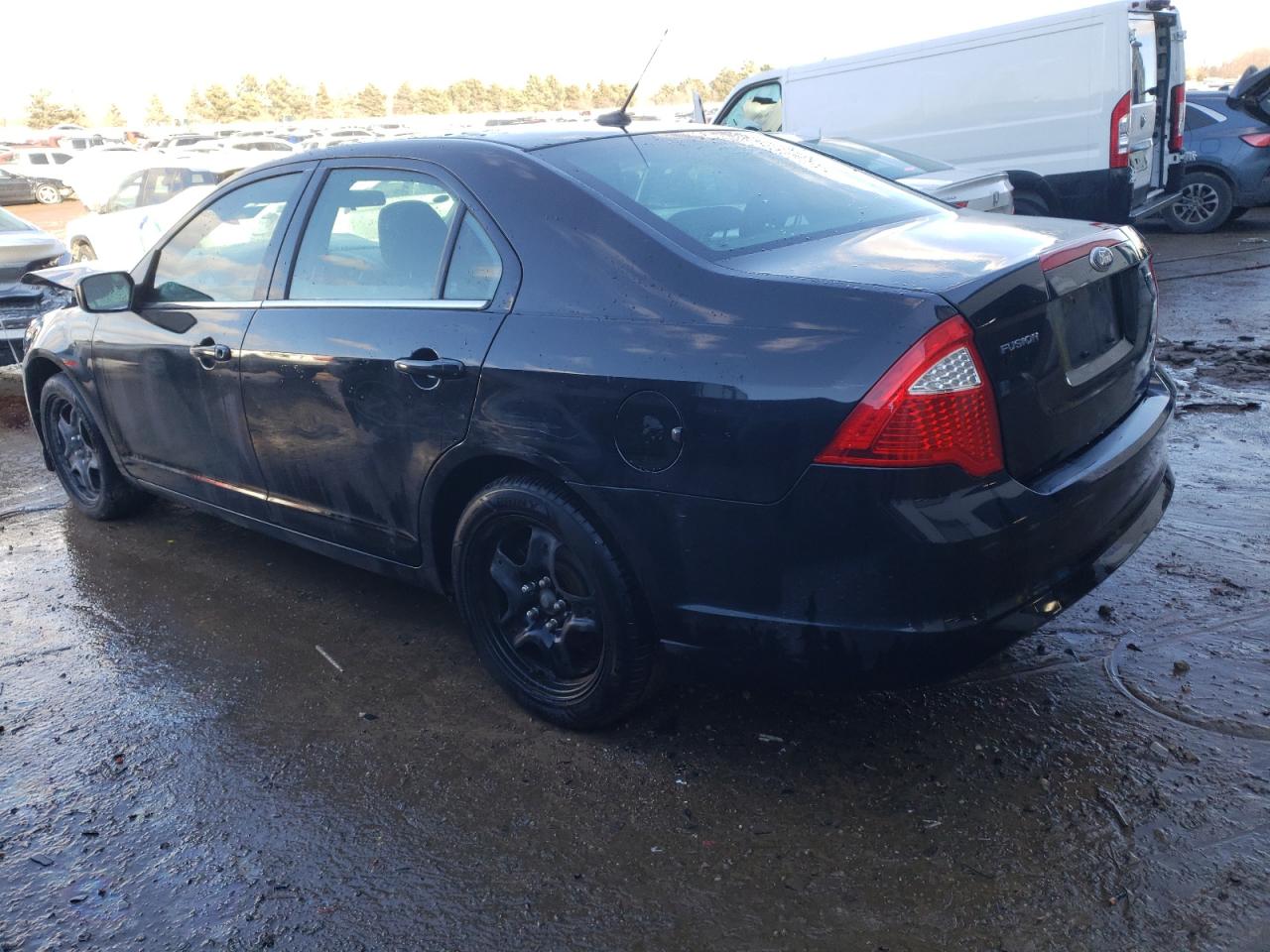 2010 Ford Fusion - Image 2