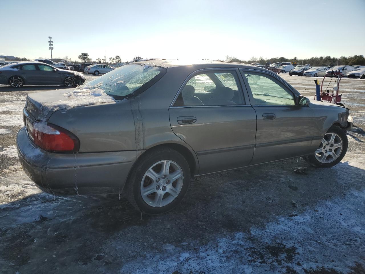 2001 Mazda 626 - Image 3