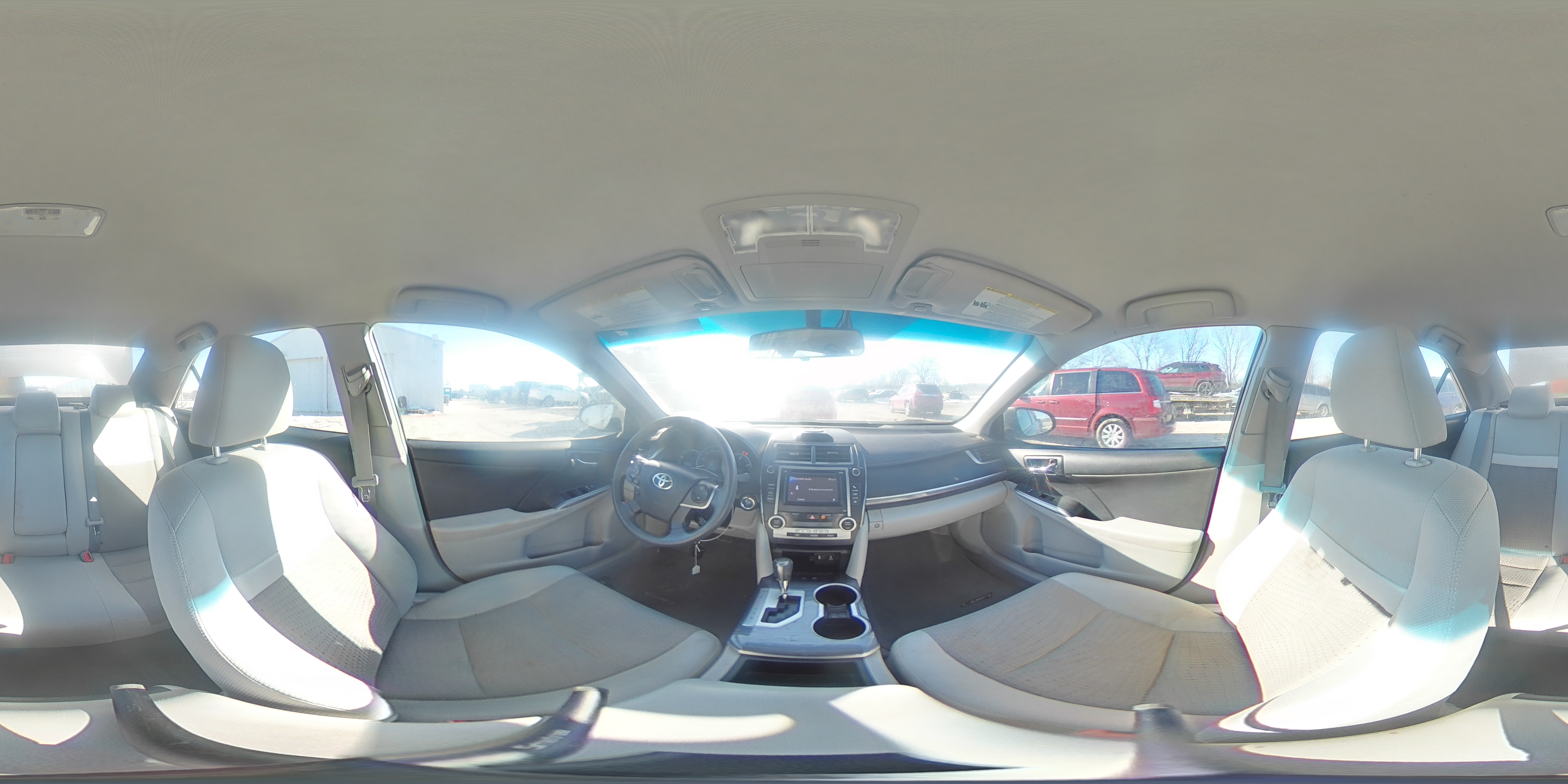 2013 Toyota Camry - Image 13