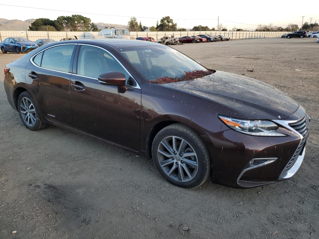2016 Lexus ES - Image 4